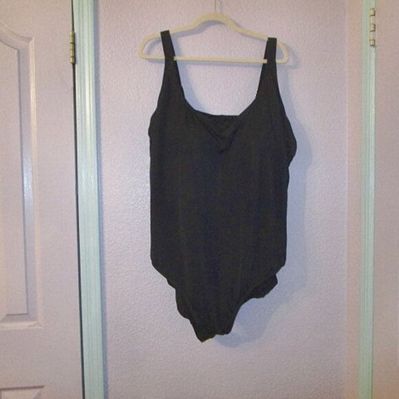 Swimsuits For All Women One Piece Swimsuit Plus Size 28 Black Tummy Control NWT - Picture 2 of 12